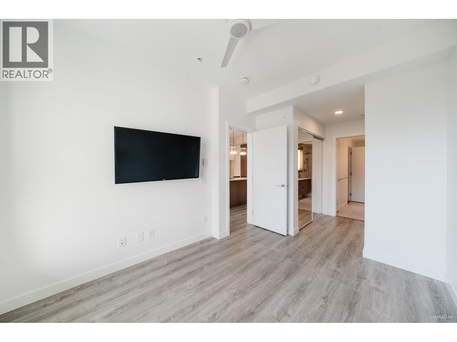 318 516 Foster Avenue, Coquitlam, British Columbia  V6Y 0A6 - Photo 14 - R3046428