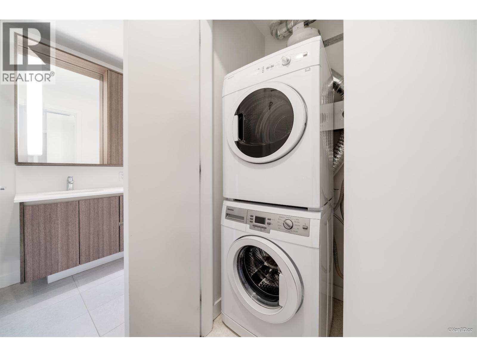 318 516 Foster Avenue, Coquitlam, British Columbia  V6Y 0A6 - Photo 19 - R3046428