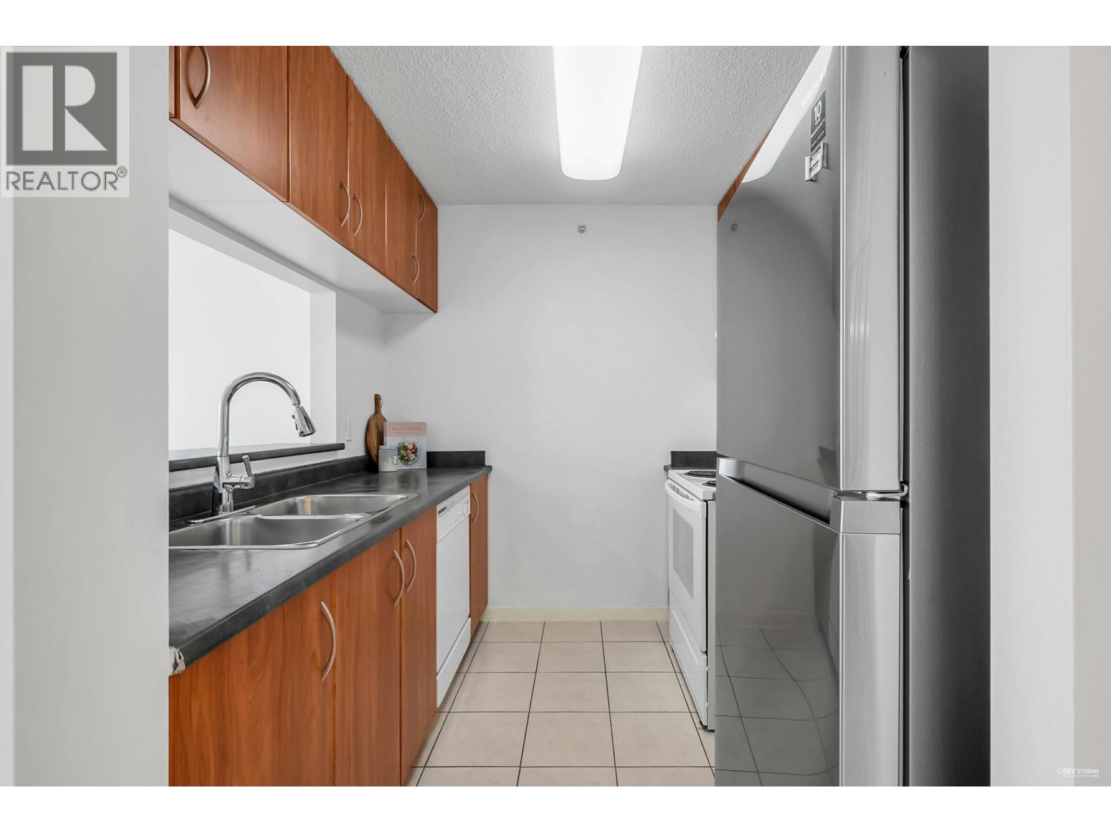 2008 3663 Crowley Drive, Vancouver, British Columbia V5R 6H4 - Photo 8 - R3060252