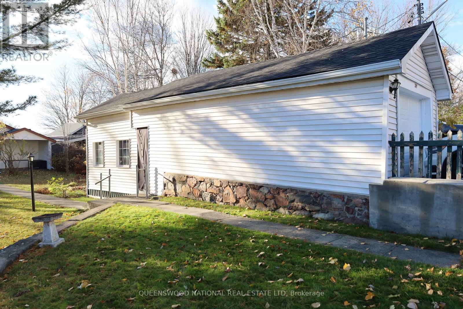 369 Wigston Drive, North Bay, Ontario P1A 1X2 - Photo 17 - X12524996