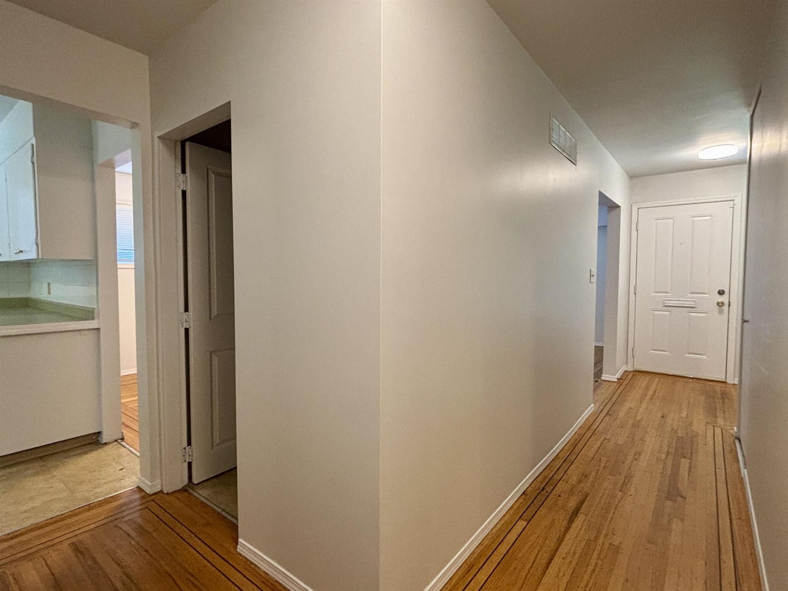 13065 103a Avenue, Surrey, British Columbia  V3T 1S4 - Photo 8 - R3065956