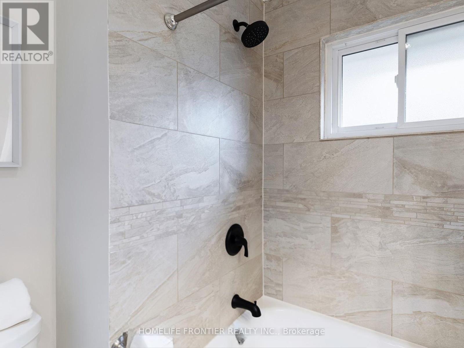 Upper - 52 Landfair Crescent, Toronto, Ontario  M1J 3A7 - Photo 22 - E12524990