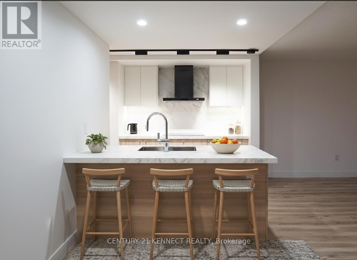 1601 - 3170 Kirwin Avenue S, Mississauga, Ontario  L5A 3R1 - Photo 4 - W12524284