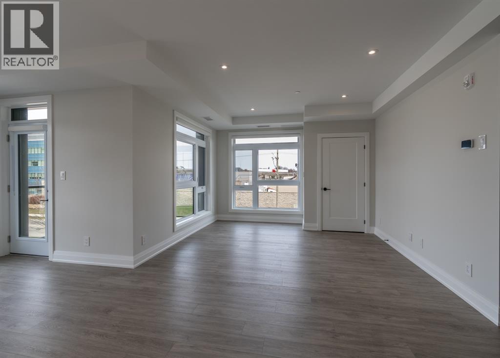 1540 Venetian Boulevard Unit# 306, Point Edward photo 16