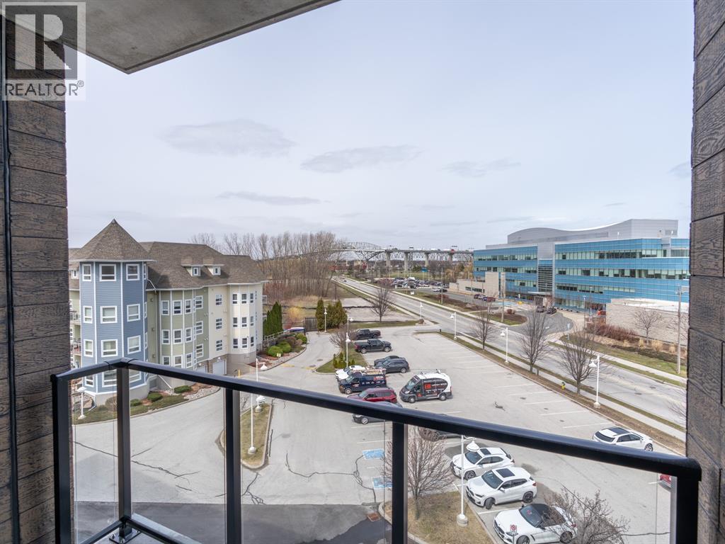 1540 Venetian Boulevard Unit# 306, Point Edward photo 7
