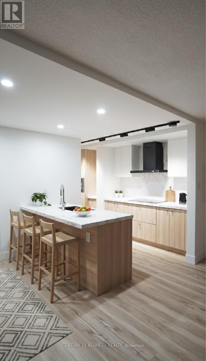 1601 - 3170 Kirwin Avenue S, Mississauga, Ontario  L5A 3R1 - Photo 5 - W12524662