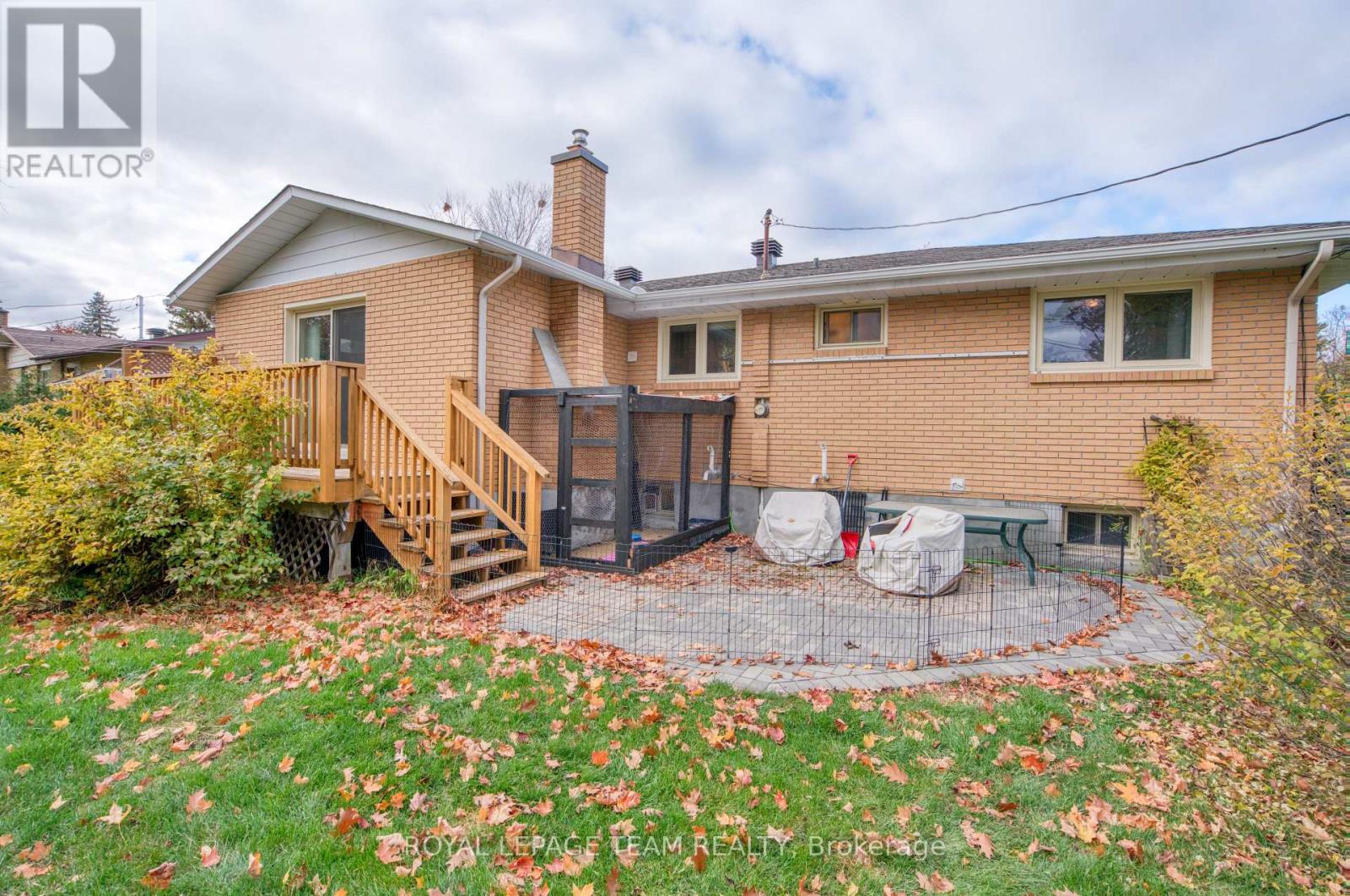 12 Oakview Avenue, Ottawa, Ontario  K2G 3A1 - Photo 34 - X12525058