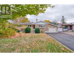 12 OAKVIEW AVENUE, Ottawa, Ontario