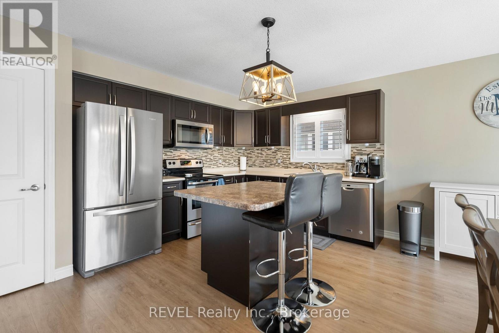 477 Silverwood Avenue, Welland, Ontario  L3C 0C6 - Photo 17 - X12525040