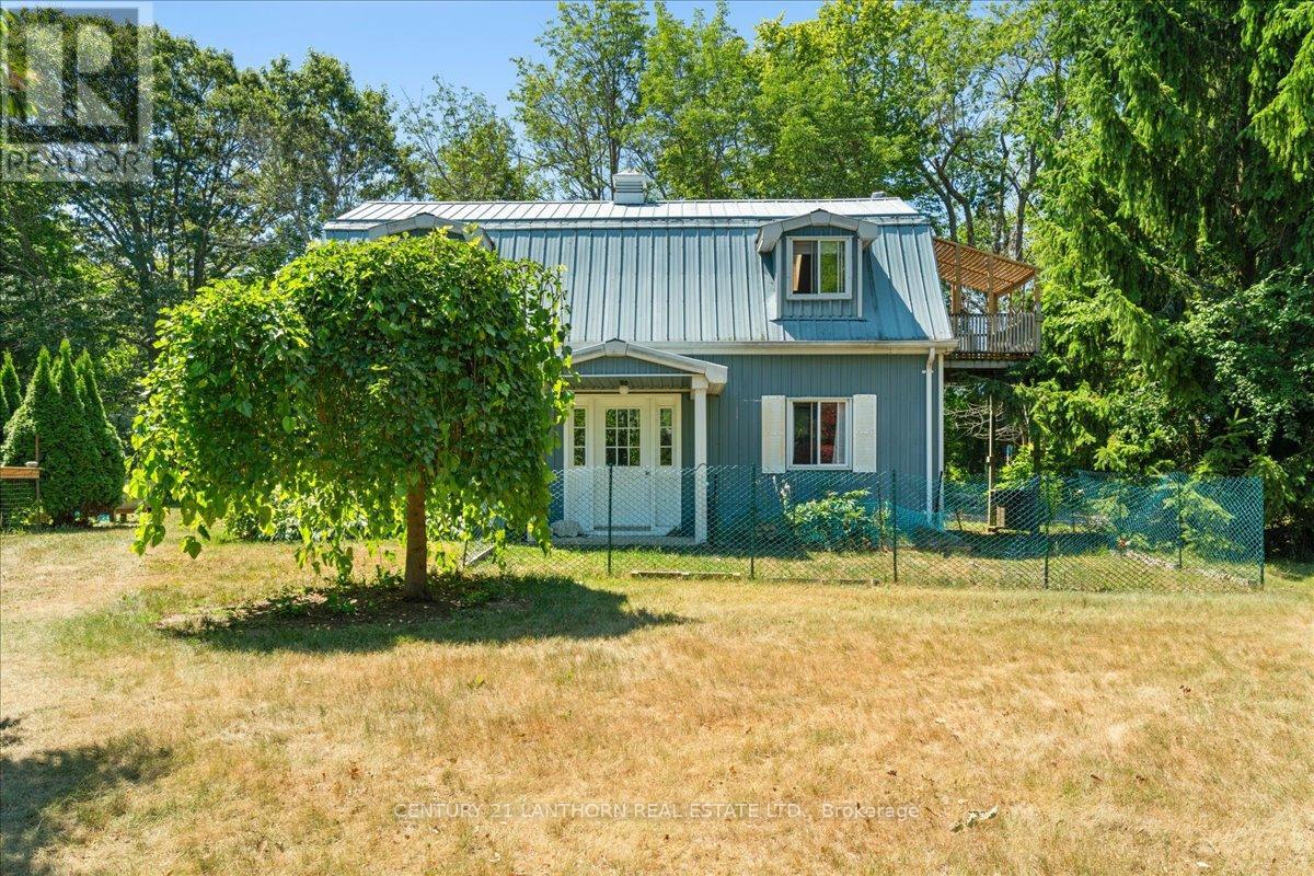 1207 Shannon Road, Prince Edward County, Ontario K0K 2T0 - Photo 39 - X12320117