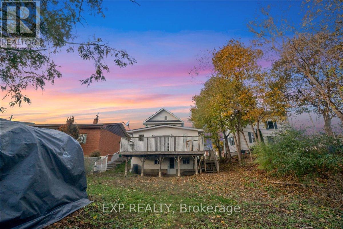 611 Romaine Street N, Peterborough, Ontario  K9J 2E5 - Photo 5 - X12525062