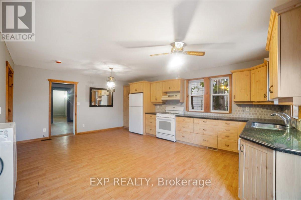 611 Romaine Street N, Peterborough, Ontario  K9J 2E5 - Photo 9 - X12525062