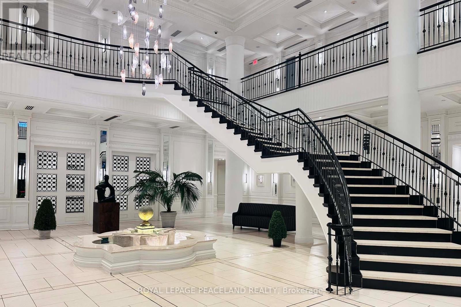 1918 - 25 Greenview Avenue, Toronto, Ontario  M2M 0A5 - Photo 2 - C12525006