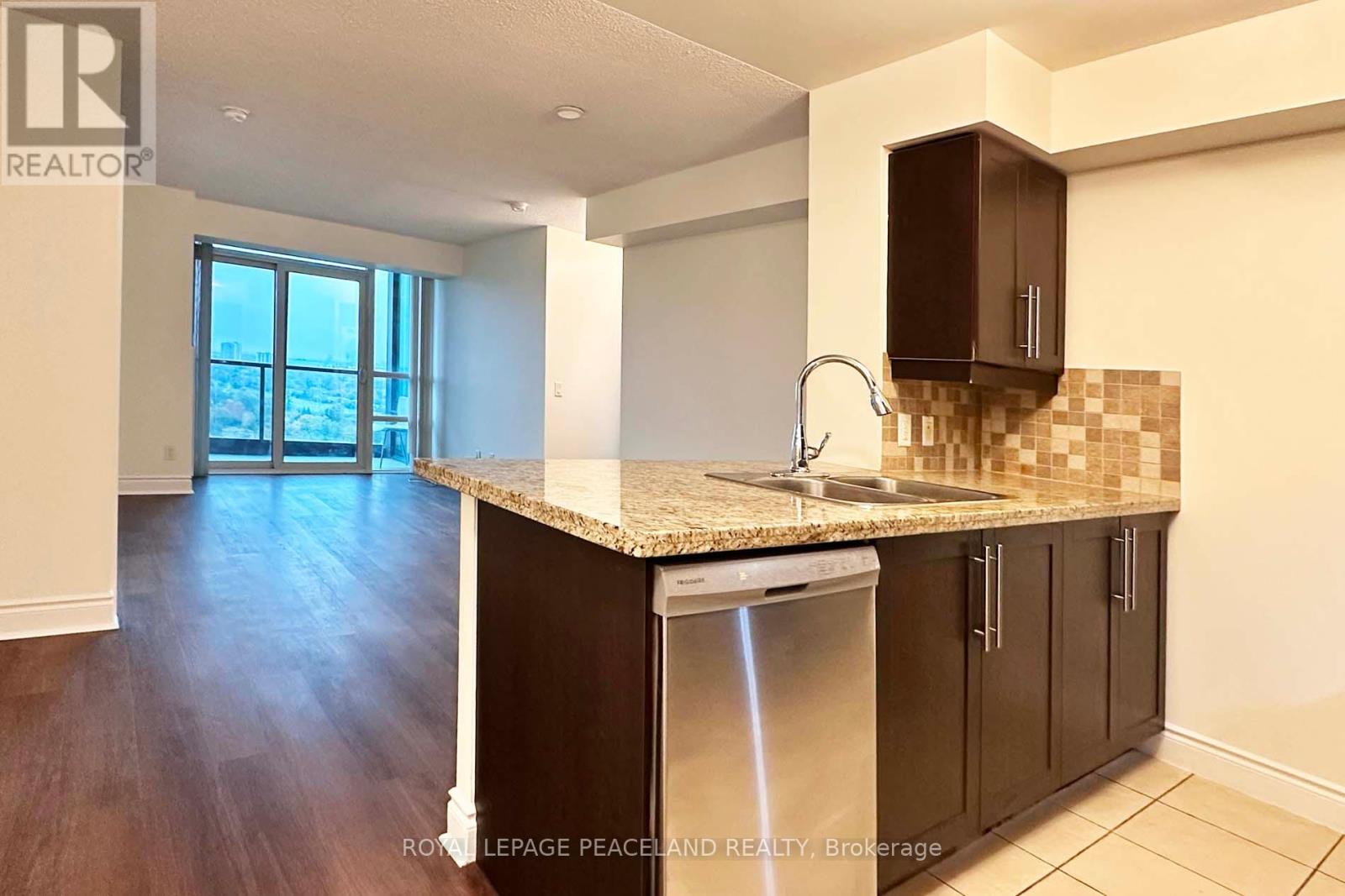 1918 - 25 Greenview Avenue, Toronto, Ontario  M2M 0A5 - Photo 5 - C12525006