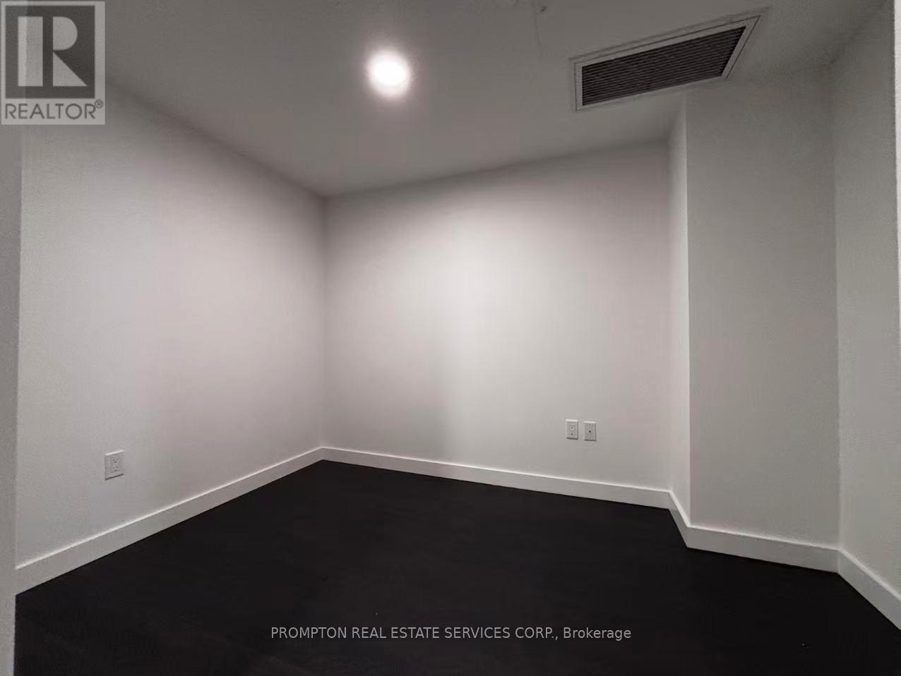 4707 - 1 Concord Cityplace Way, Toronto, Ontario  M5V 0X3 - Photo 7 - C12525014