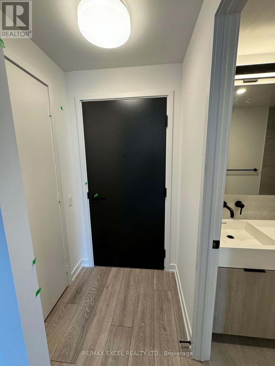 1519 - 108 Peter Street, Toronto, Ontario  M5V 0W2 - Photo 11 - C12525018