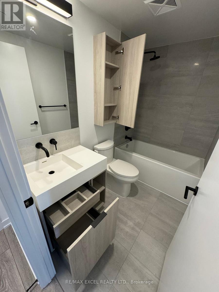 1519 - 108 Peter Street, Toronto, Ontario  M5V 0W2 - Photo 9 - C12525018