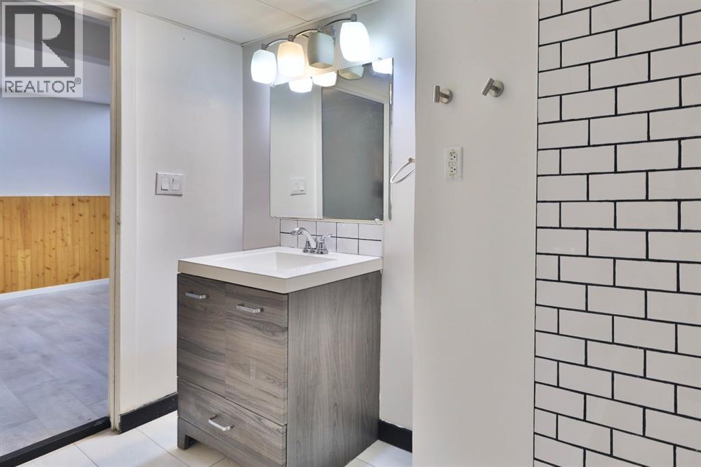 4307 73 Street, Camrose, Alberta  T4V 3T9 - Photo 39 - A2269823