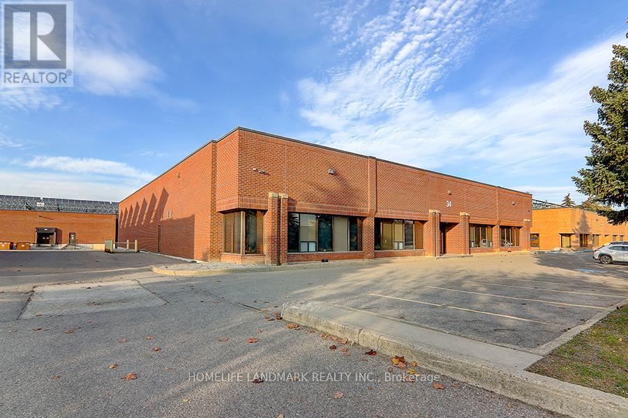 34 Riviera Drive, Markham, Ontario  L3R 5M1 - Photo 3 - N12525002