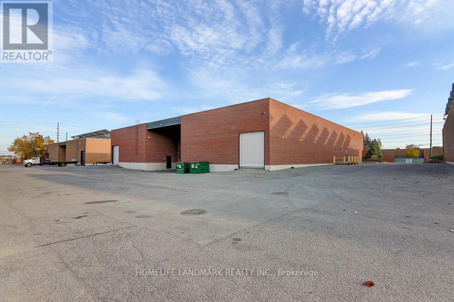 34 Riviera Drive, Markham, Ontario  L3R 5M1 - Photo 5 - N12525002