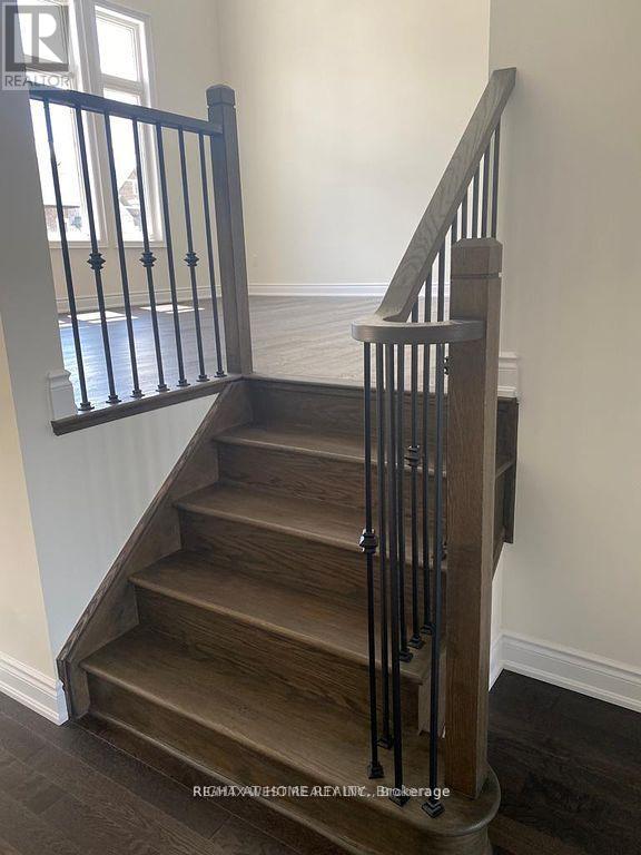 1362 Blackmore Street, Innisfil, Ontario  L9S 0P2 - Photo 9 - N12525020