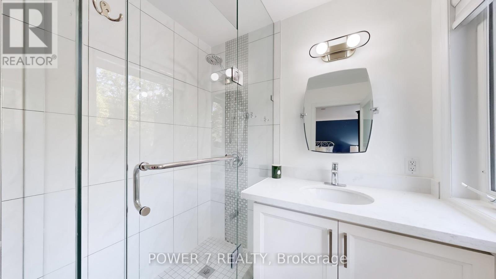 1098 Secretariate Road, Newmarket, Ontario  L3X 1M3 - Photo 29 - N12525022