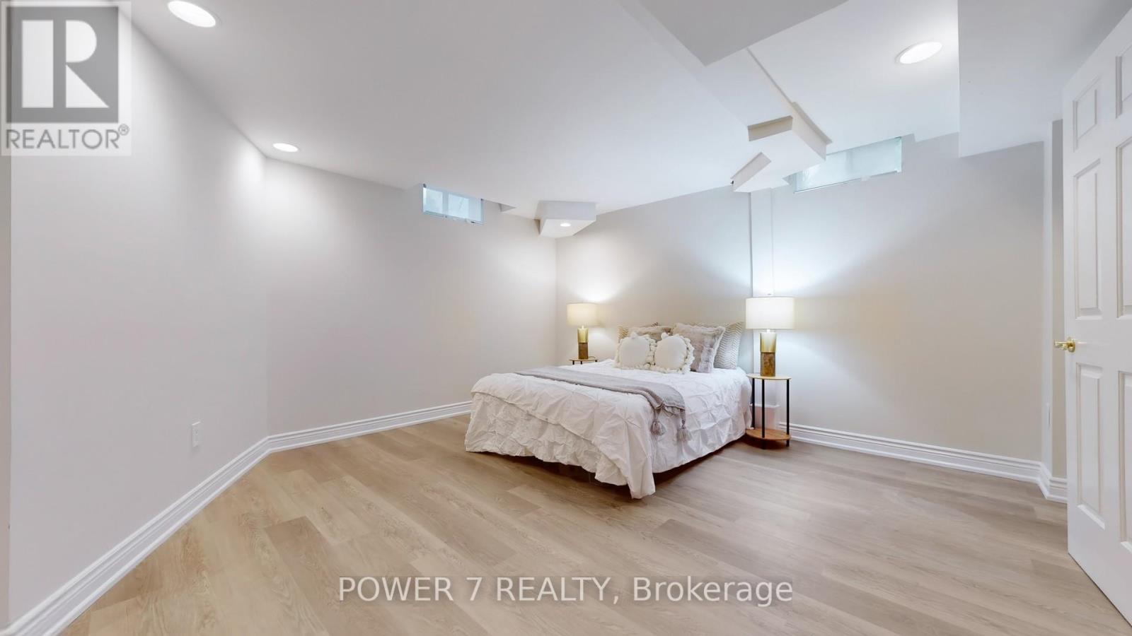 1098 Secretariate Road, Newmarket, Ontario  L3X 1M3 - Photo 37 - N12525022