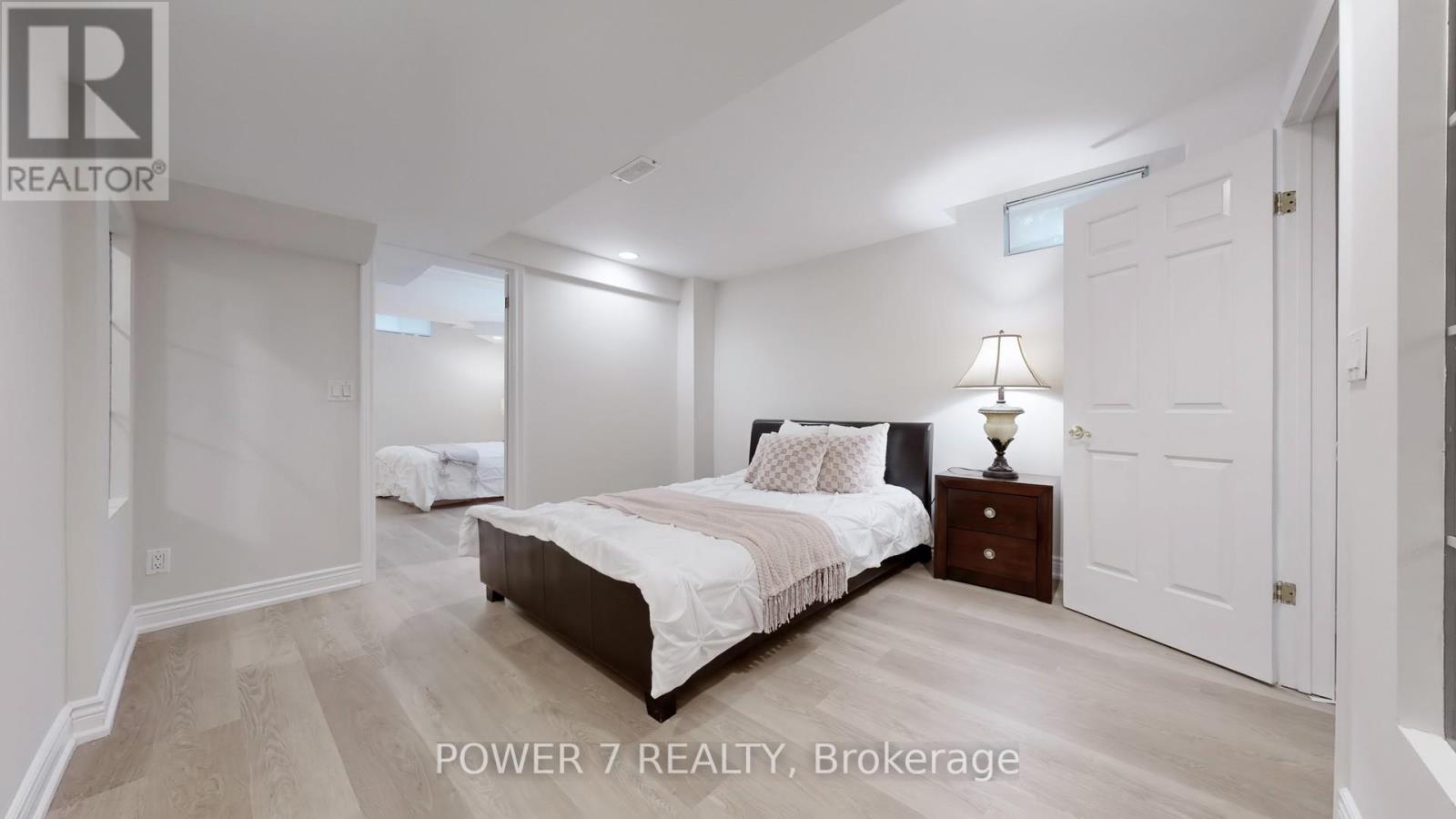 1098 Secretariate Road, Newmarket, Ontario  L3X 1M3 - Photo 38 - N12525022