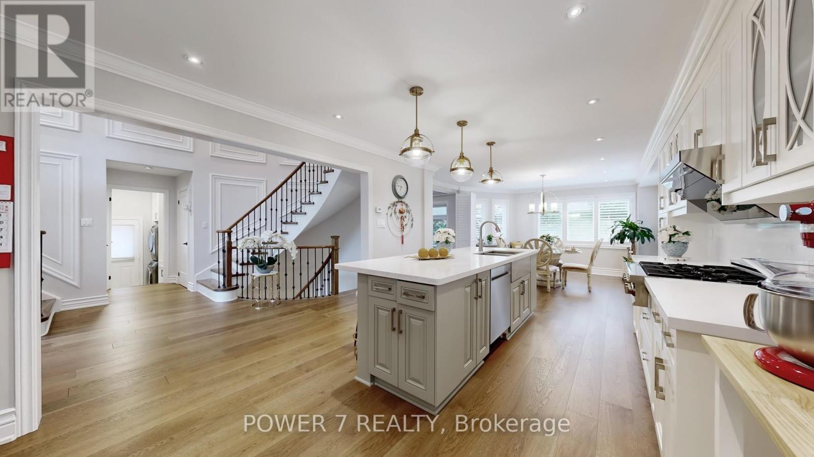 1098 Secretariate Road, Newmarket, Ontario  L3X 1M3 - Photo 8 - N12525022