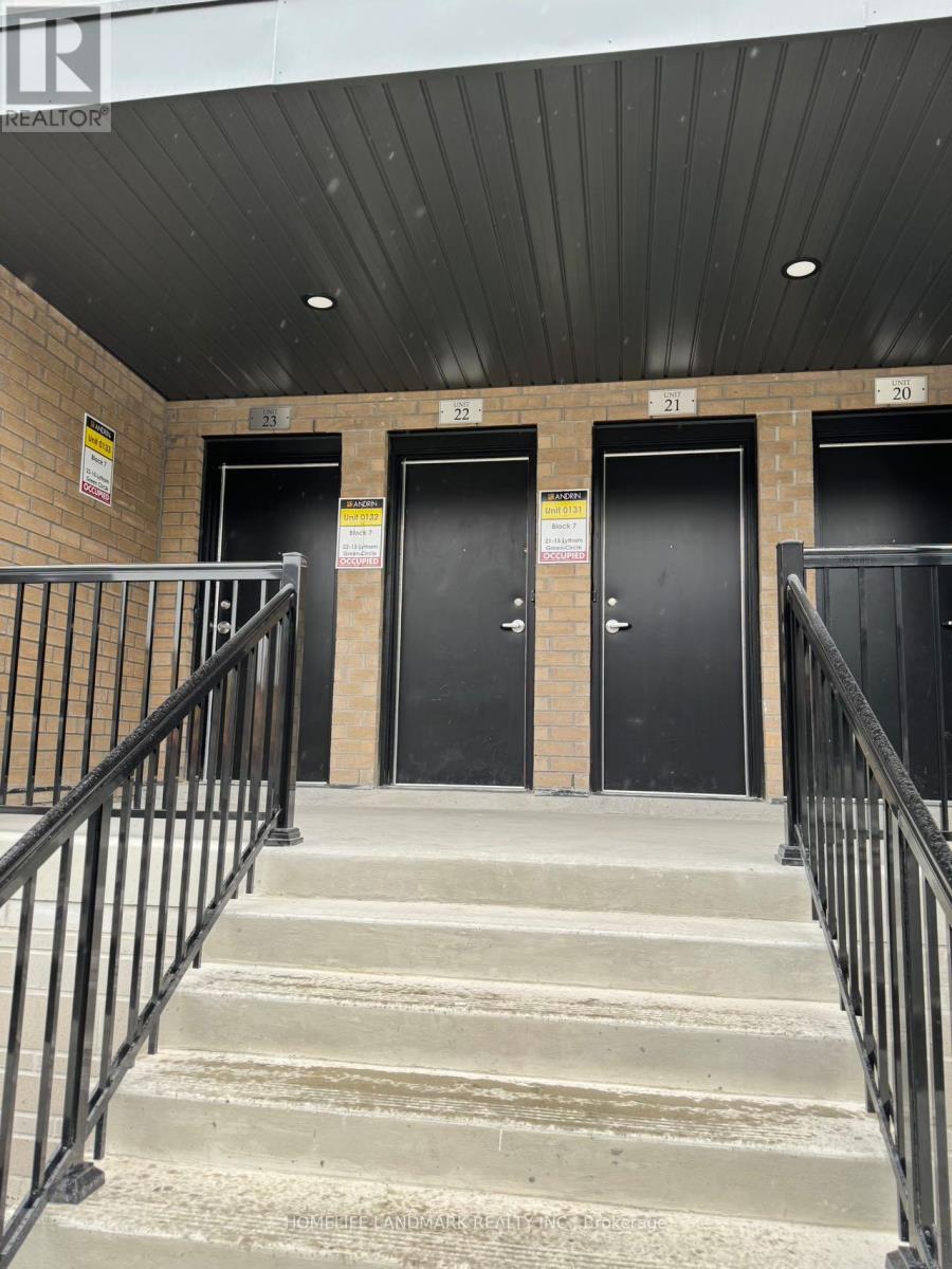 22 - 15 Lytham Green Circle, Newmarket, Ontario  L3Y 0H3 - Photo 2 - N12525034