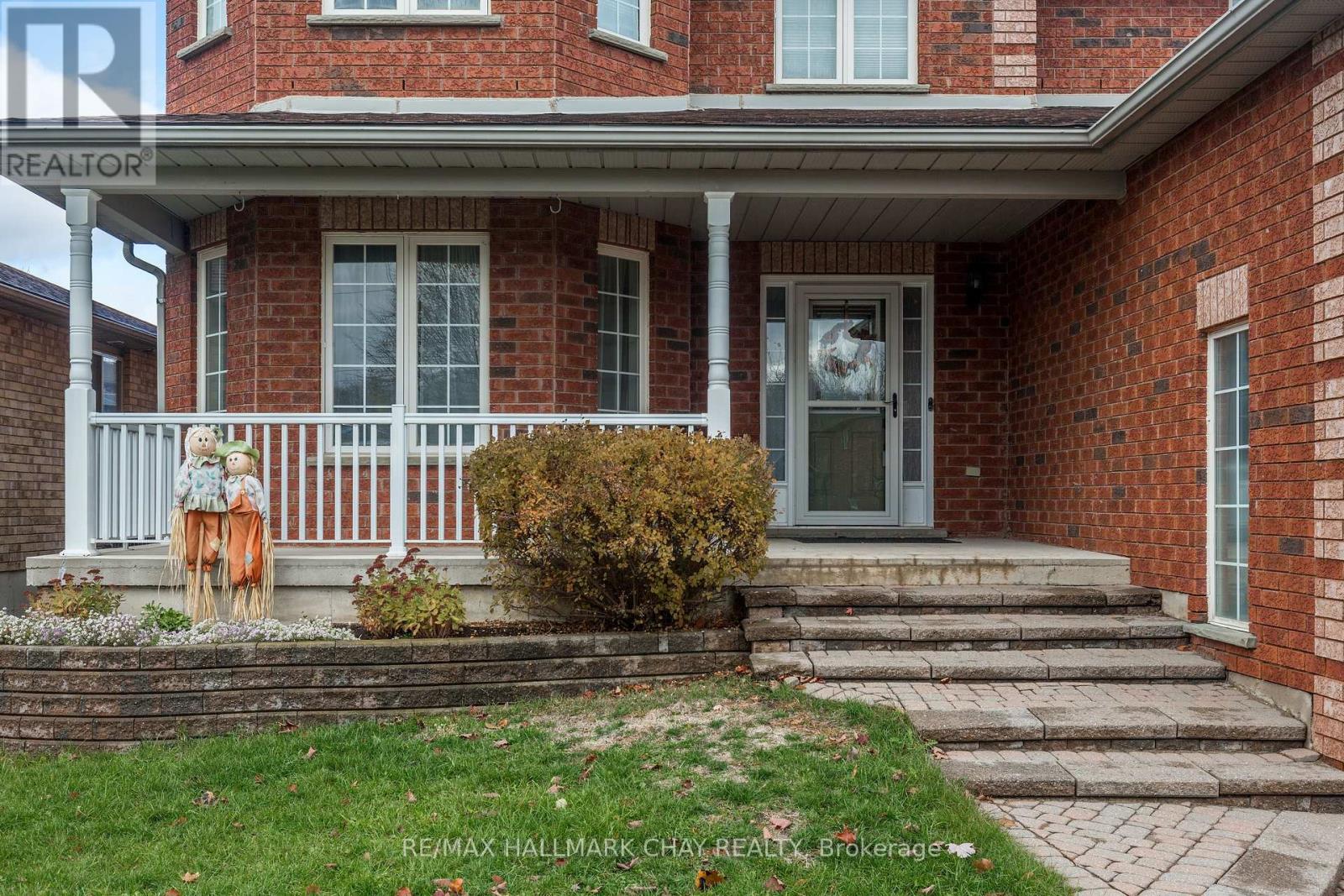 188 Pringle Drive, Barrie, Ontario  L4N 0P7 - Photo 4 - S12525032