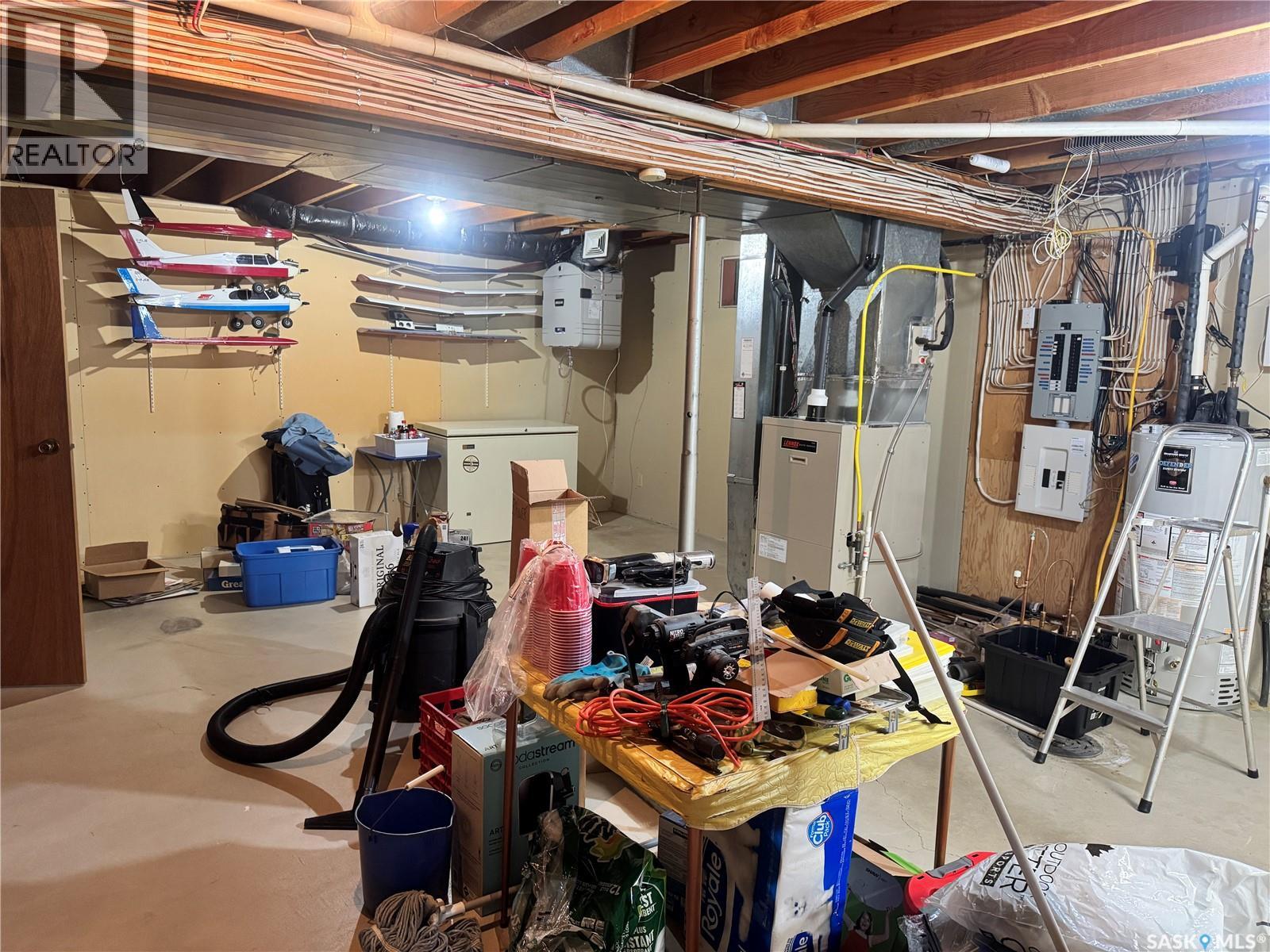 742 Wollaston Court, Saskatoon, Saskatchewan  S7J 4E5 - Photo 31 - SK023704