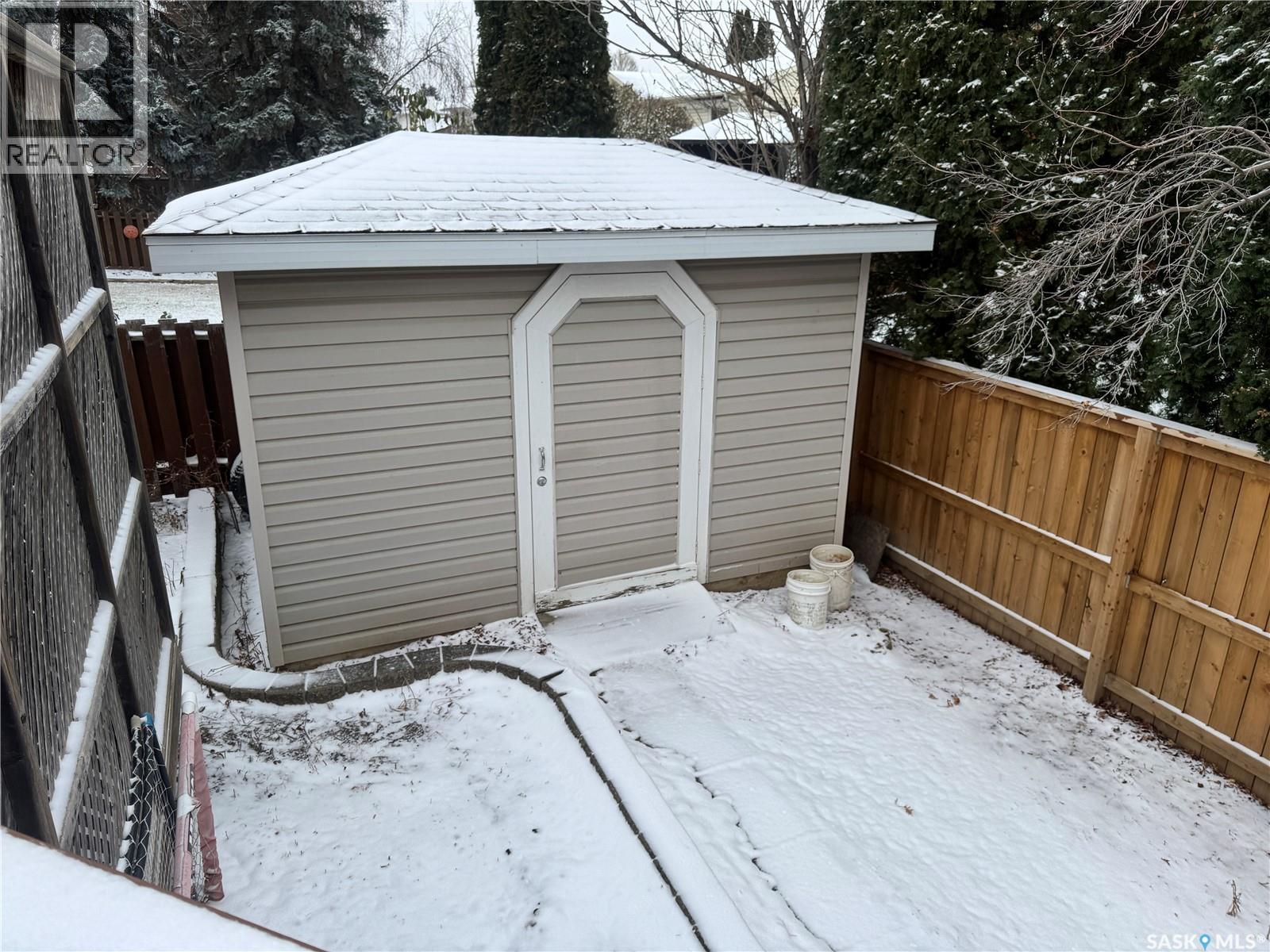 742 Wollaston Court, Saskatoon, Saskatchewan  S7J 4E5 - Photo 41 - SK023704