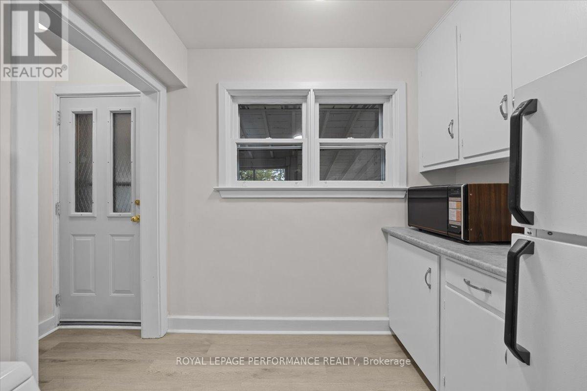 234 Knox Crescent, Ottawa, Ontario K1G 0K8 - Photo 14 - X12525068