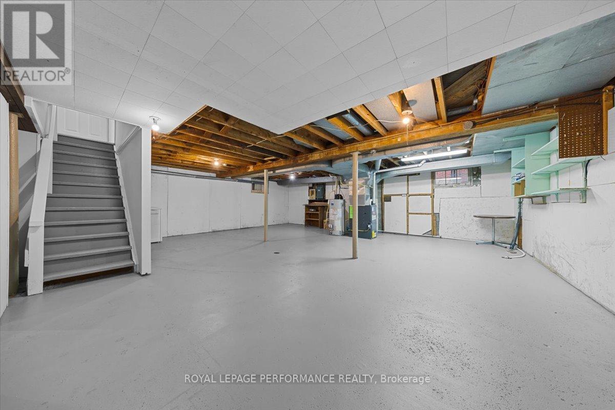 234 Knox Crescent, Ottawa, Ontario K1G 0K8 - Photo 24 - X12525068