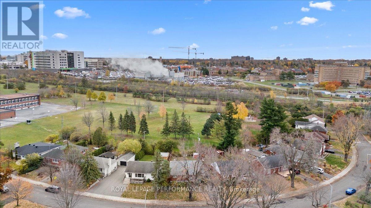 234 Knox Crescent, Ottawa, Ontario K1G 0K8 - Photo 36 - X12525068