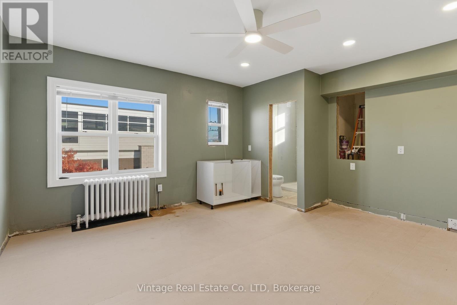 29 Albert Street W, Thorold, Ontario  L2V 2G2 - Photo 15 - X12525090