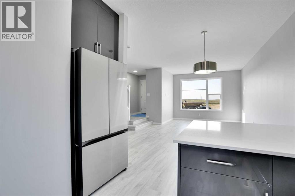 74 Corner Glen Grove Ne, Calgary, Alberta  T3N 2S9 - Photo 9 - A2258657