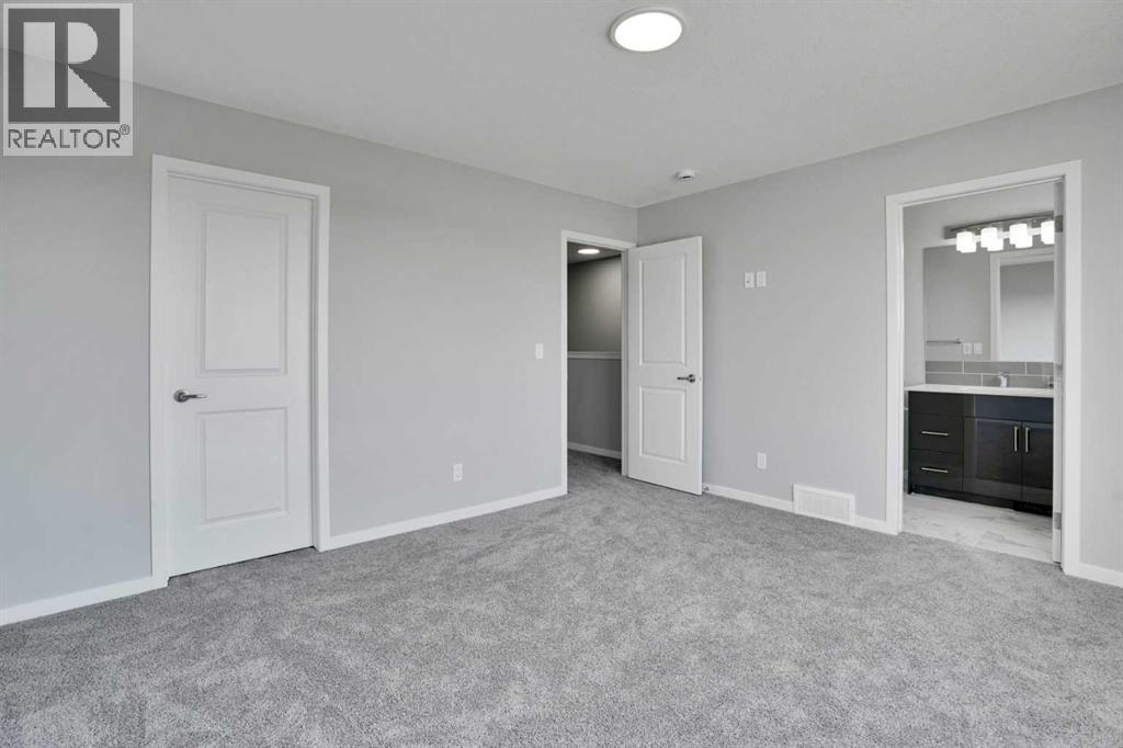 74 Corner Glen Grove Ne, Calgary, Alberta  T3N 2S9 - Photo 13 - A2258657