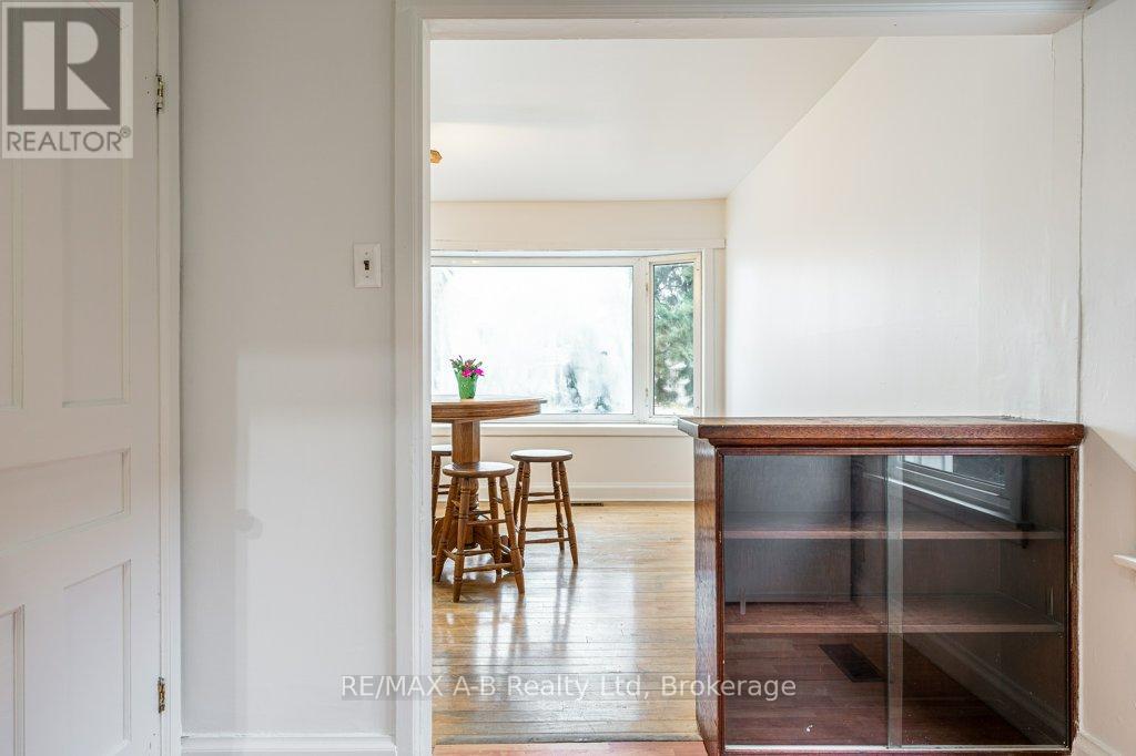 77 Pleasant Drive, Stratford, Ontario  N5A 4X2 - Photo 15 - X12525084