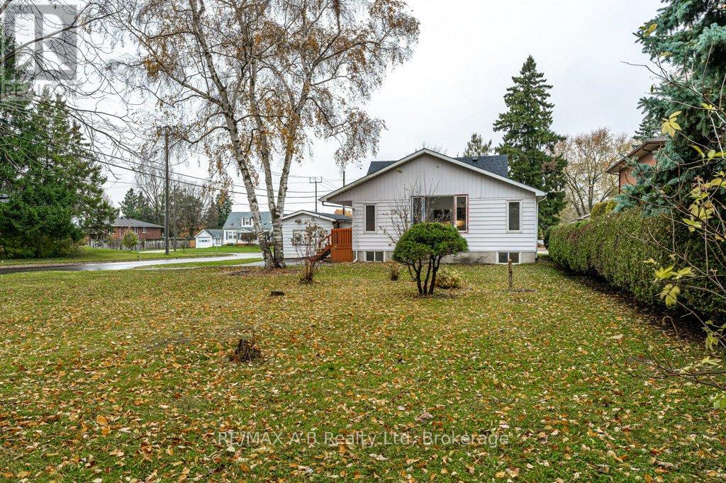 77 Pleasant Drive, Stratford, Ontario  N5A 4X2 - Photo 45 - X12525084