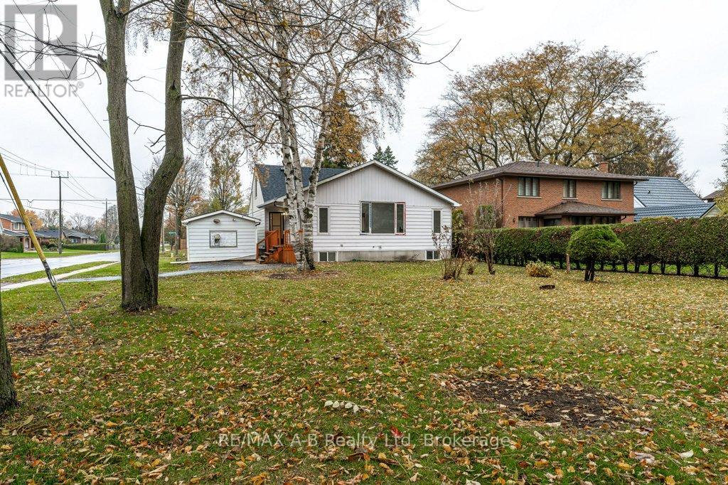 77 Pleasant Drive, Stratford, Ontario  N5A 4X2 - Photo 46 - X12525084