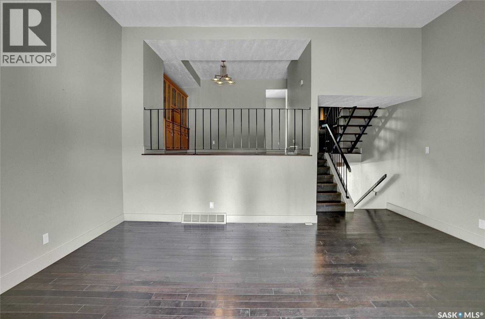 147 Hochelaga Street W, Moose Jaw, Saskatchewan  S6H 2G2 - Photo 11 - SK023697