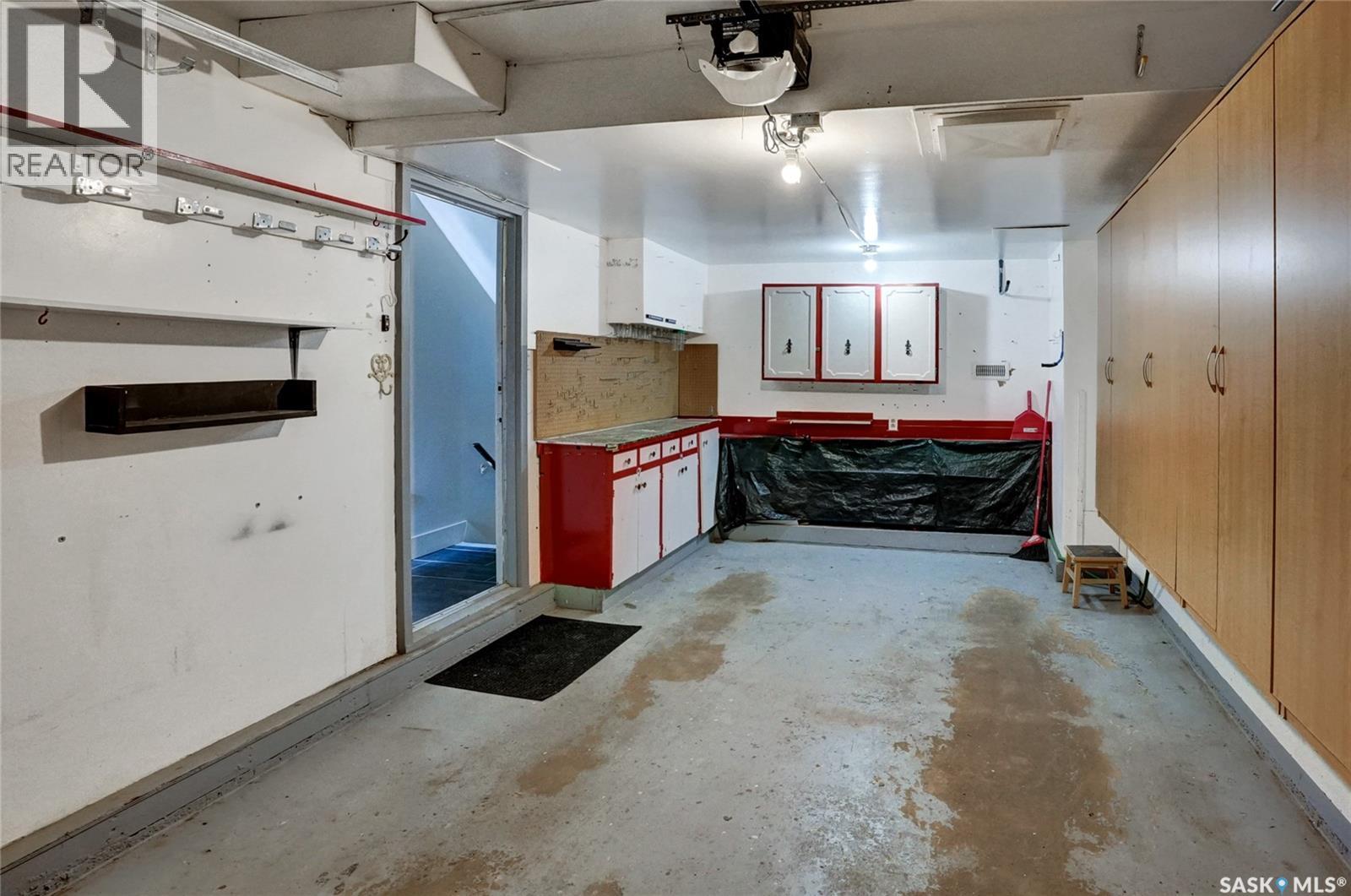 147 Hochelaga Street W, Moose Jaw, Saskatchewan  S6H 2G2 - Photo 34 - SK023697