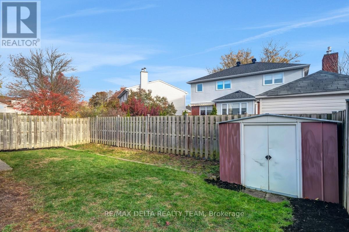 95 Tartan Drive, Ottawa, Ontario K2J 3V6 - Photo 41 - X12524144