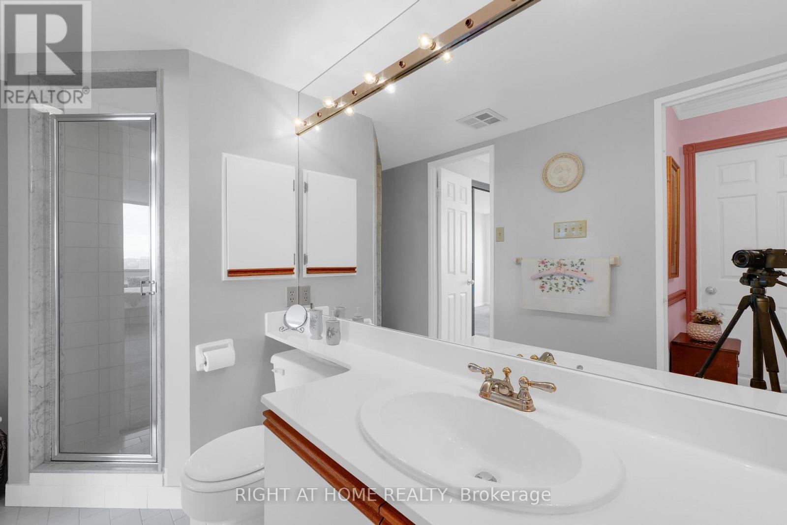 2503 - 1300 Islington Avenue, Toronto, Ontario  M9A 5C4 - Photo 29 - W12525076