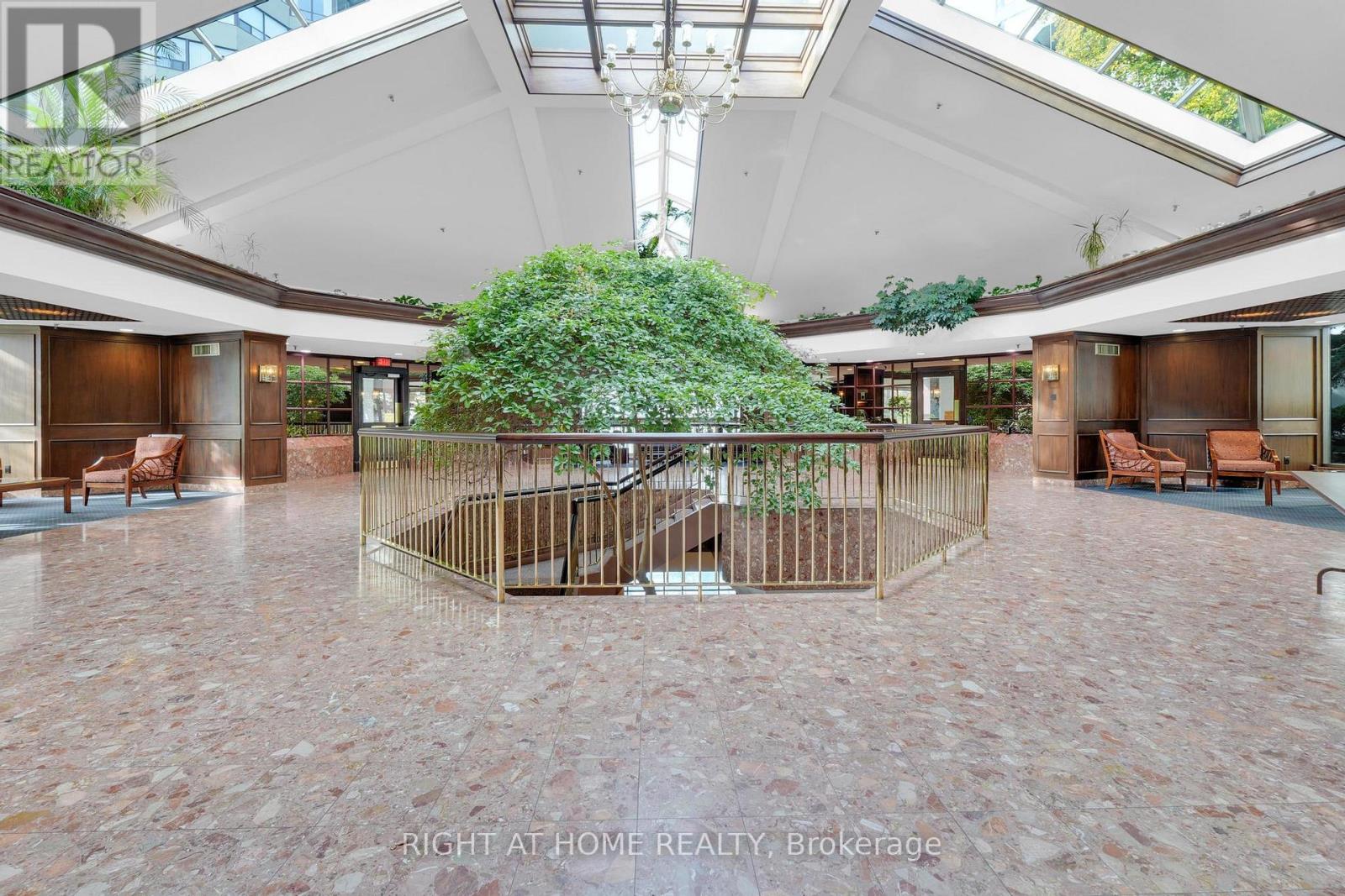 2503 - 1300 Islington Avenue, Toronto, Ontario  M9A 5C4 - Photo 3 - W12525076