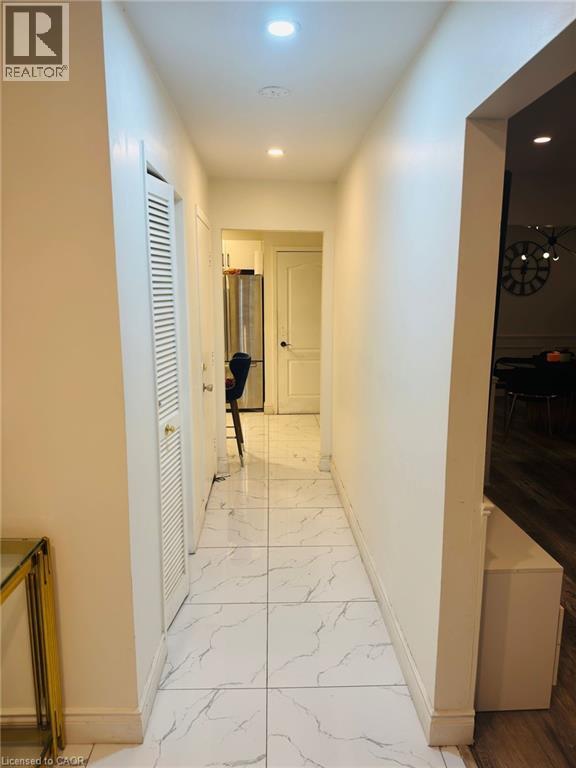 37 Juanita Drive, Hamilton, Ontario  L9C 2G4 - Photo 16 - 40785252