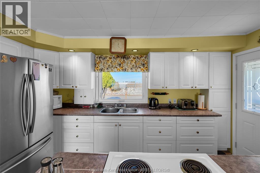 18518 Erie Shore Drive, Blenheim, Ontario  N0P 1A0 - Photo 11 - 25028116