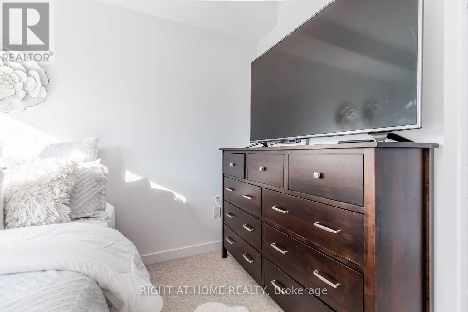 334 - 125 Shoreview Place, Hamilton, Ontario  L8E 0K3 - Photo 25 - X12525074